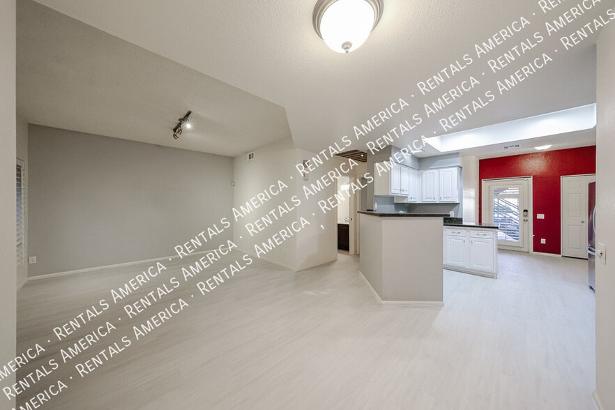 Building Photo - 101 N 7th St