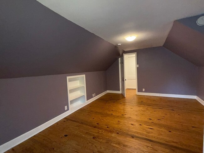 Building Photo - Beautifully Updated 4 Bedroom Cape Cod
