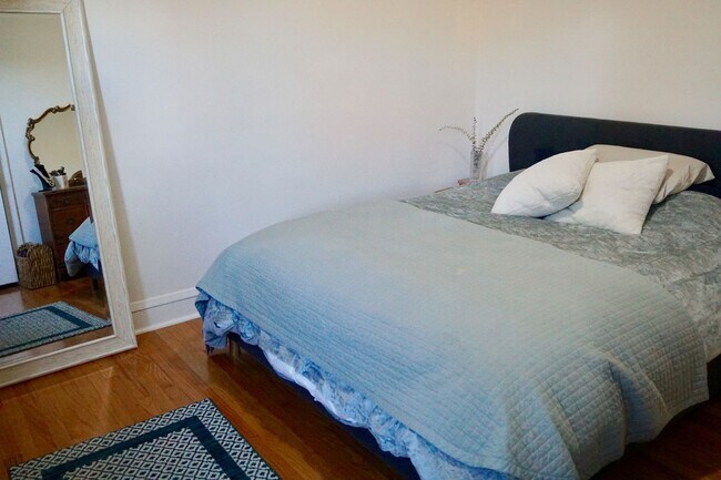 Building Photo - Spacious Renovated 2 Bedroom in North Park