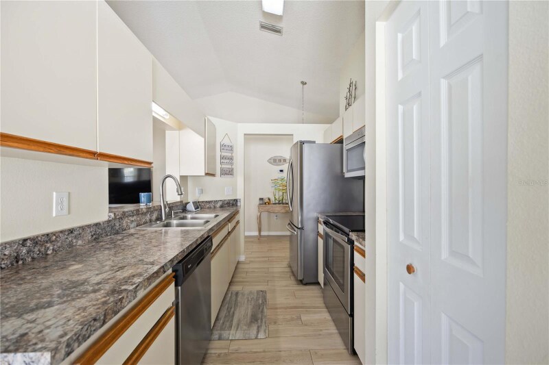 Building Photo - 3937 37th St Ct W