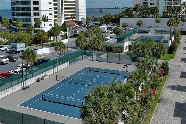 Building Photo - 888 Blvd of the Arts