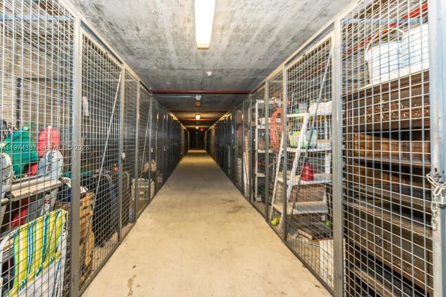 Building Photo - 7901 Hispanola Ave