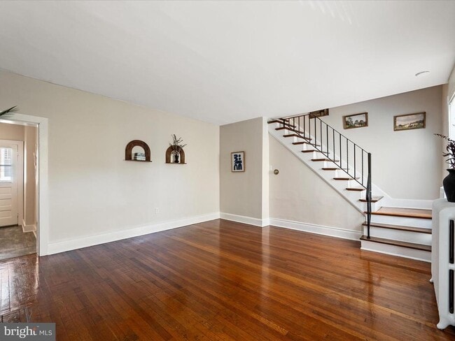 Building Photo - 321 N Braddock St