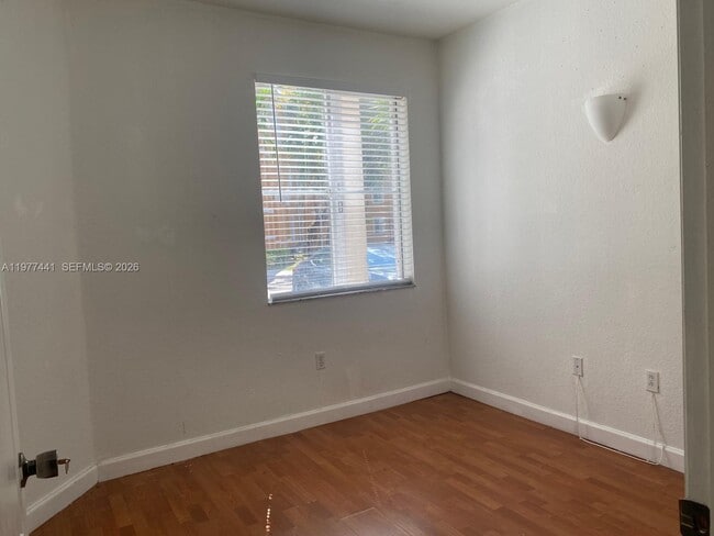 Building Photo - 17630 NW 73rd Ave