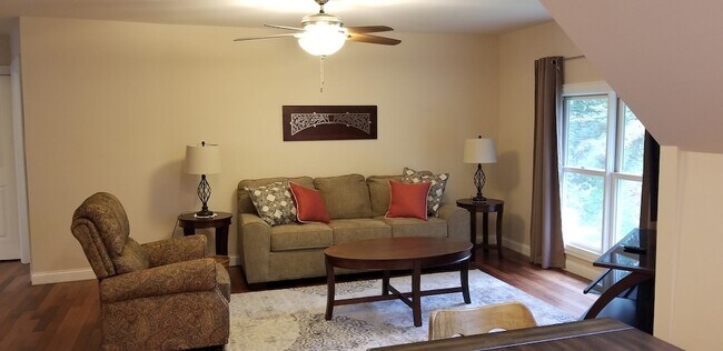 Building Photo - 1045 Marquette St