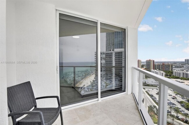 Building Photo - 16699 Collins Ave