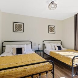 Building Photo - 204 Washington Park Blvd