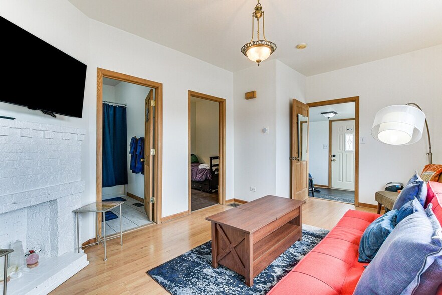 Building Photo - 927 S Taylor Ave