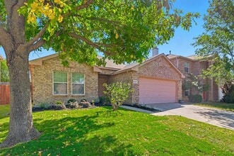 Building Photo - 10228 Sourwood Dr