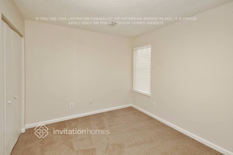 Building Photo - 950 Laurel Mill Dr