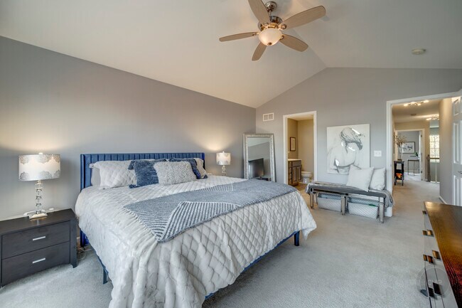 Building Photo - 201 Dorset Ave