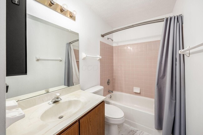 Building Photo - 1267 Trevor Ct