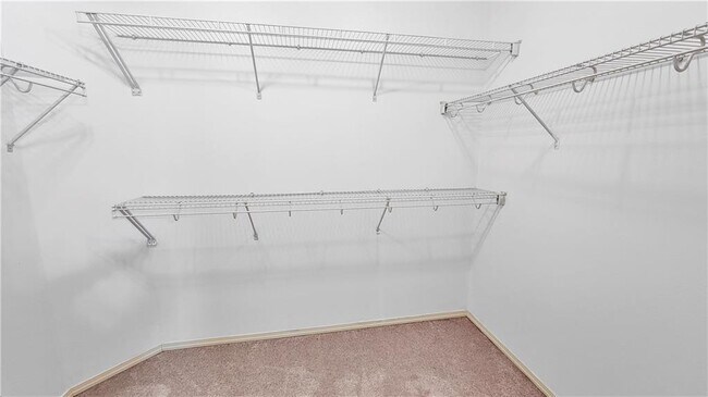 Building Photo - 4111 SW Shadowrock Pl