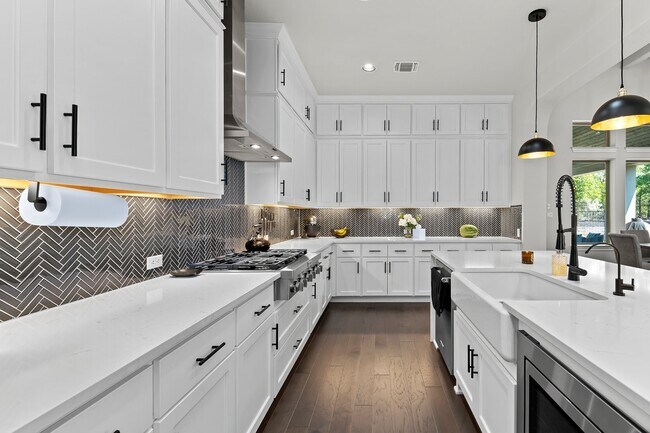 Building Photo - 127 Loysoya St