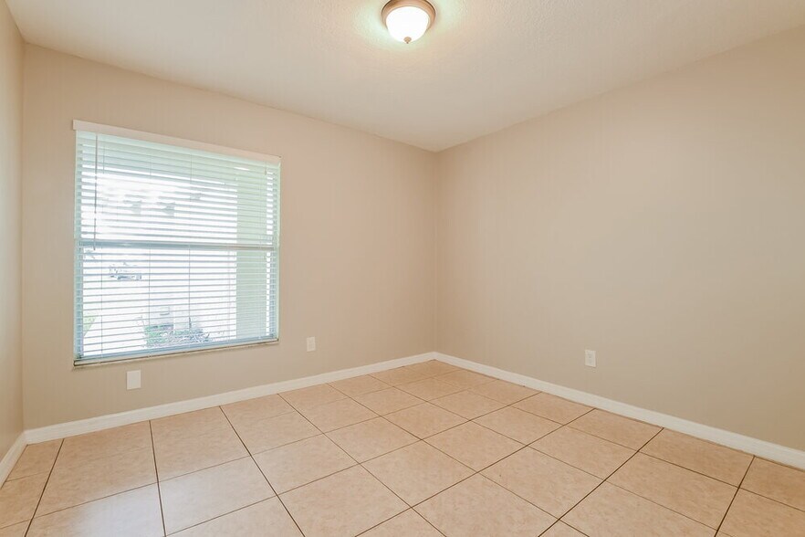 Building Photo - 2417 Ginger Mill Blvd