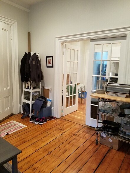 Building Photo - 47 E Springfield St