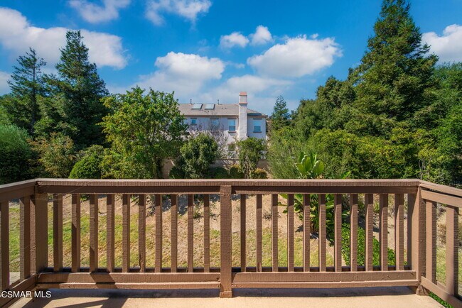 Building Photo - 765 Coral Ridge Ct