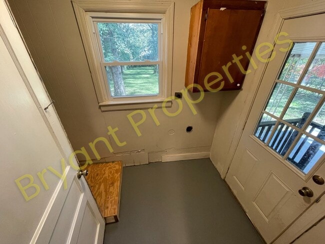 Building Photo - Inglewood - 2 Bedroom Brick