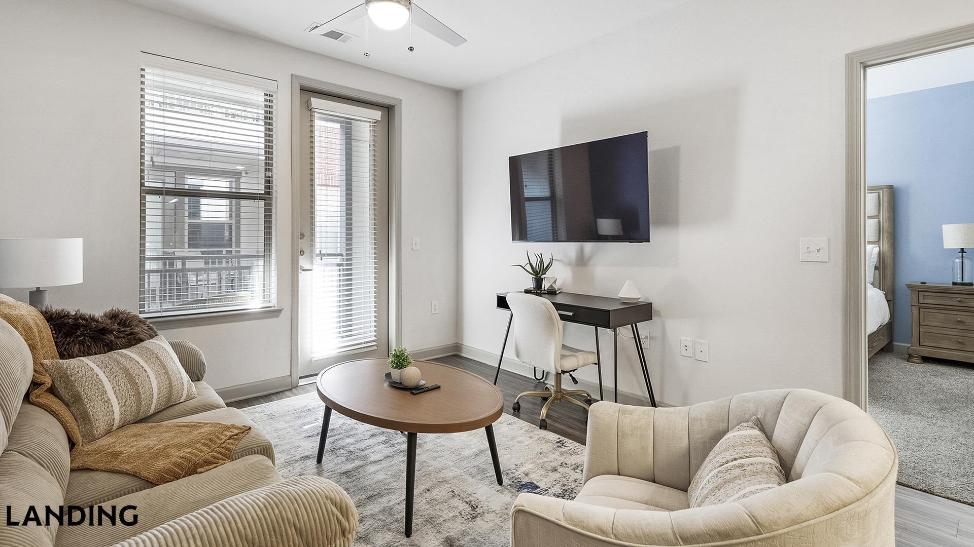 Building Photo - 2800 NE Green Oaks Blvd