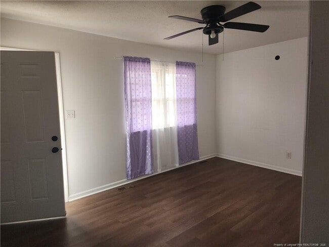 Building Photo - 2135 Quailridge Dr