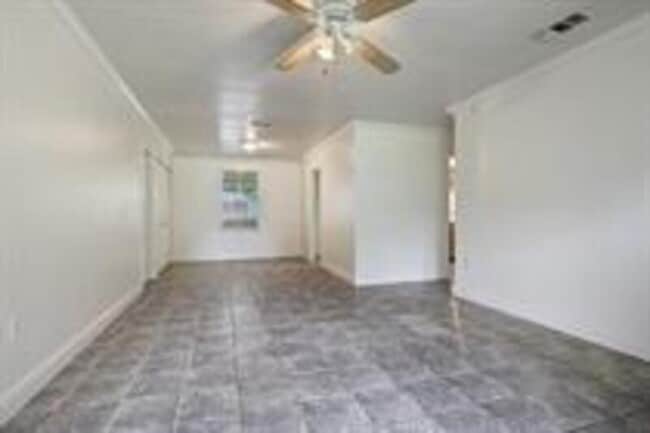 Building Photo - 3098 Drusilla Ln