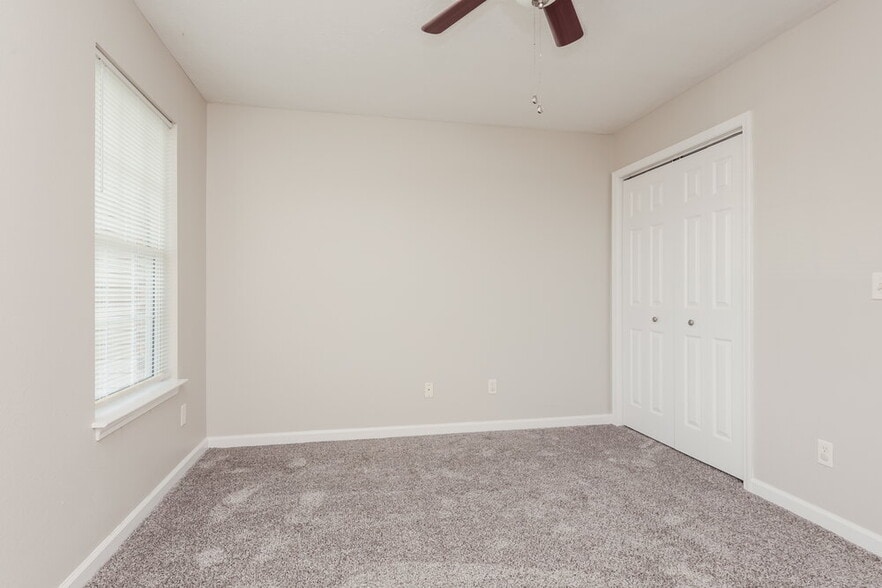 Building Photo - 4080 Nir Shreibman Blvd