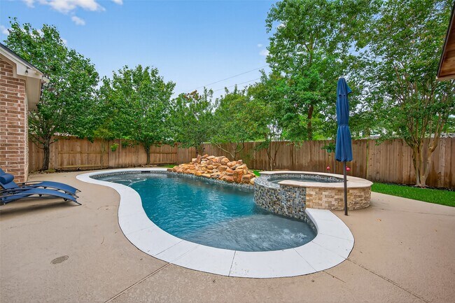 Building Photo - 6854 Adrienne Arbor Dr