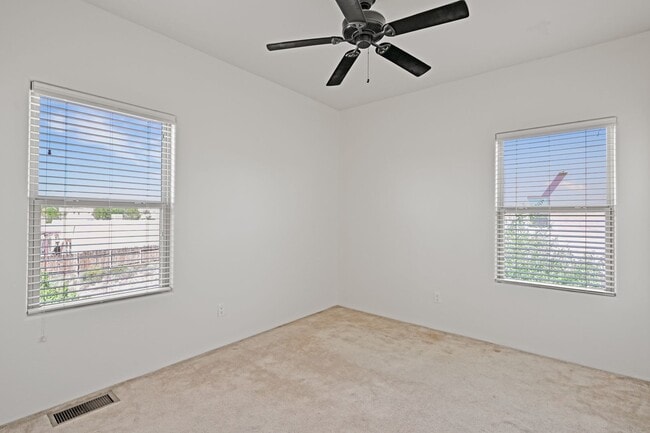 Building Photo - Bright Tierra Contenta Retreat