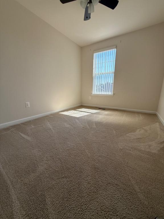 Building Photo - 5585 Peregrine Wy