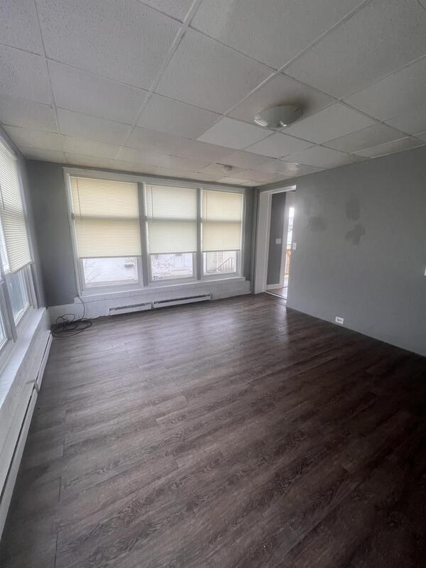 Primary Photo - 417 5th Ave S