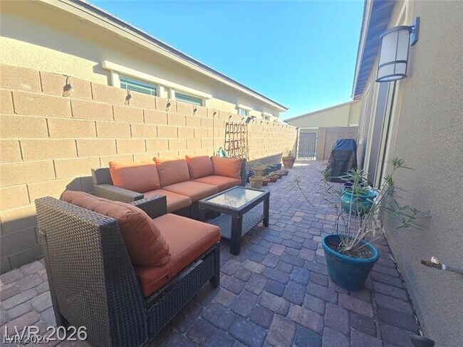 Building Photo - 905 Belleforte Ln