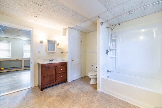 Building Photo - 54 Mowry Ave