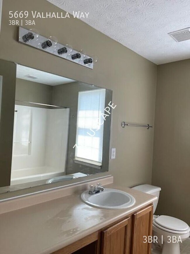 Building Photo - 5669 Valhalla Way