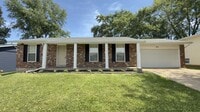 Building Photo - 40 S Hillview Dr