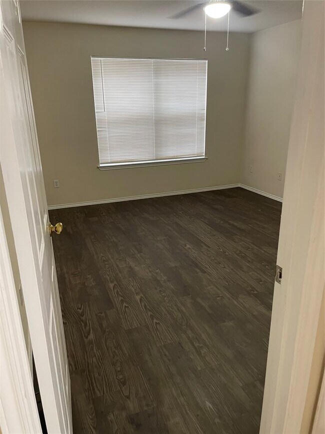 Building Photo - 209 Peaceful Haven Way