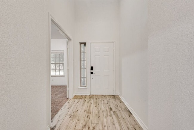 Building Photo - Spacious 5-Bedroom Home with Game Room & Amazing Backyard in Paloma Creek