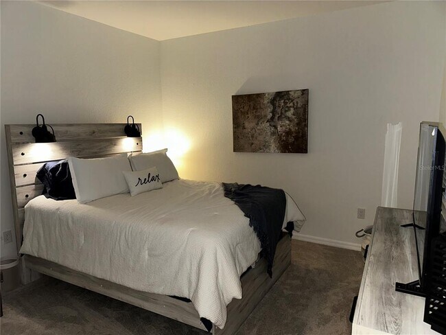 Building Photo - 12580 Galapagos Ct