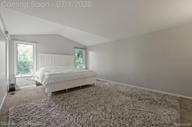 Building Photo - 1125 Meadowglen Ct