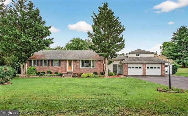 Building Photo - 7203 Peekskill Dr