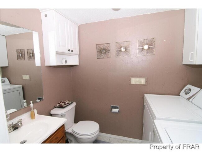 Building Photo - 246 Bayfield Loop