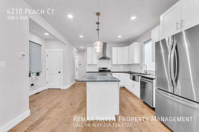 Building Photo - 4210 Peach Ct