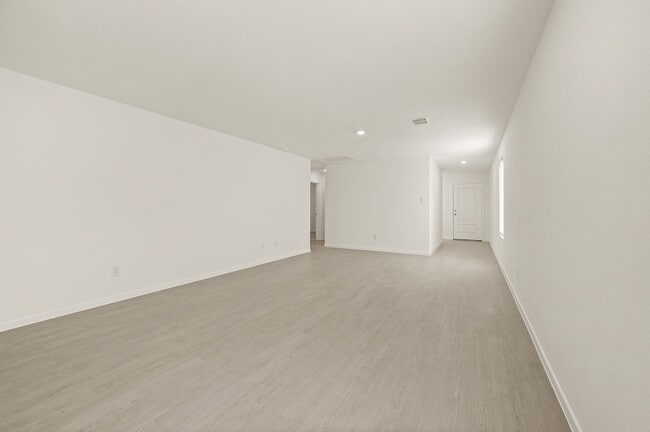 Building Photo - 1340 Blazin Bronco Trl