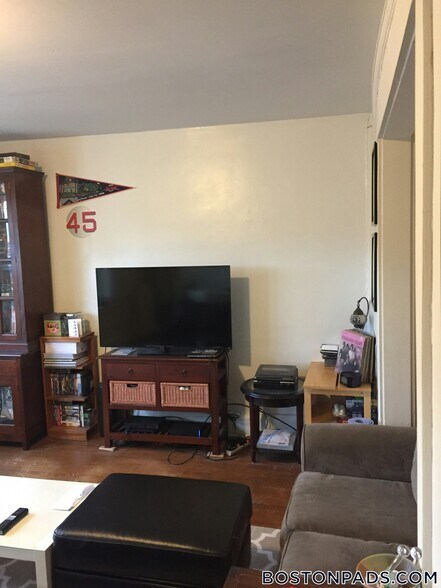 Building Photo - 1615 Commonwealth Ave