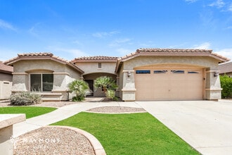 Building Photo - 43914 Adobe Cir