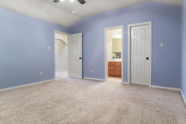Building Photo - 14430 Daly Dr