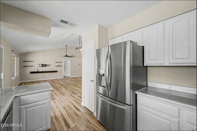 Building Photo - 20615 N 4th Ave