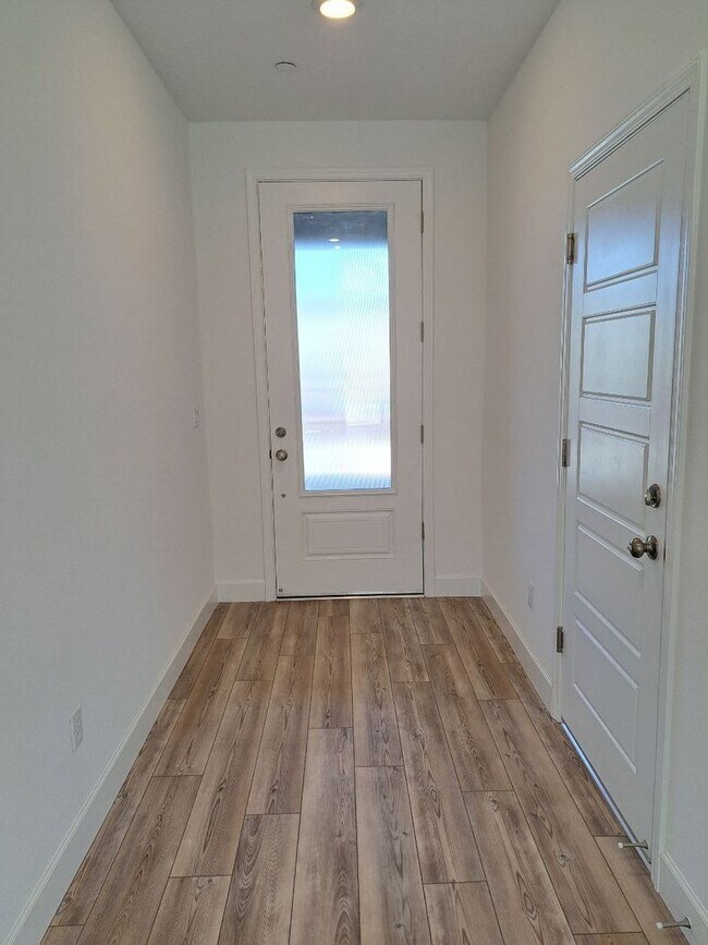 Building Photo - Brand New Home – AVAILABLE SOON!