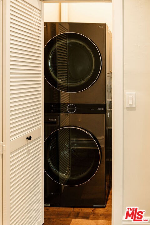 Building Photo - 2786 Bush St