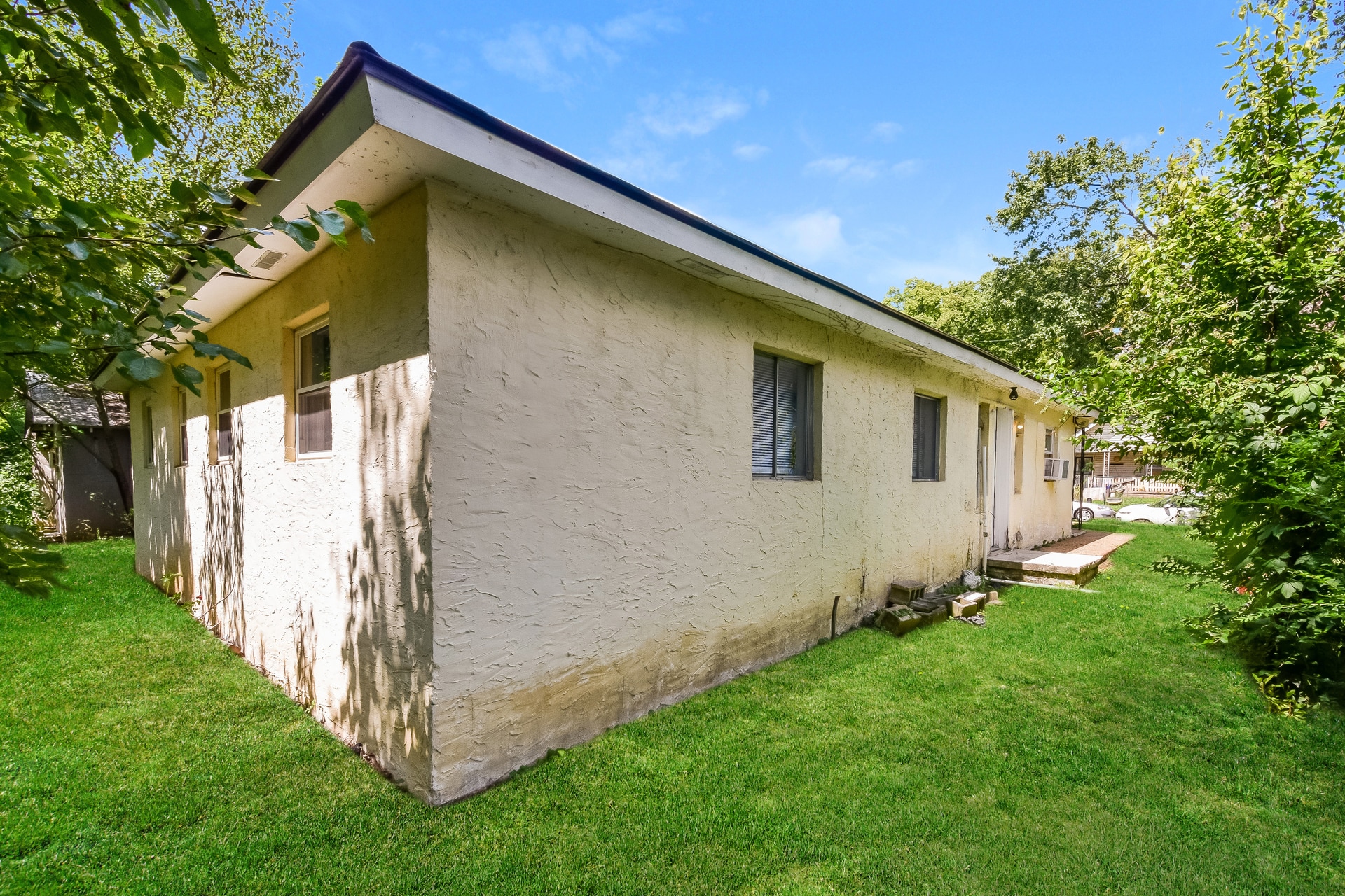 Building Photo - 3602 Dorris St