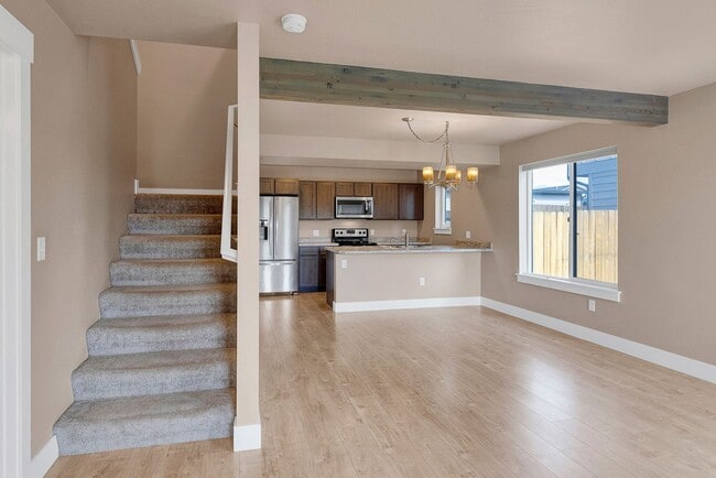 Building Photo - 3 Bed 2.5 Bath Townhome With Garage | $2,6...